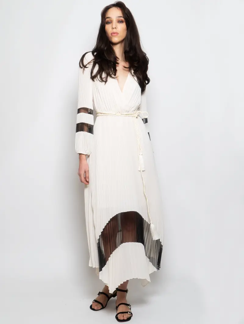 Black-And-White Pleated Long Dress 1
