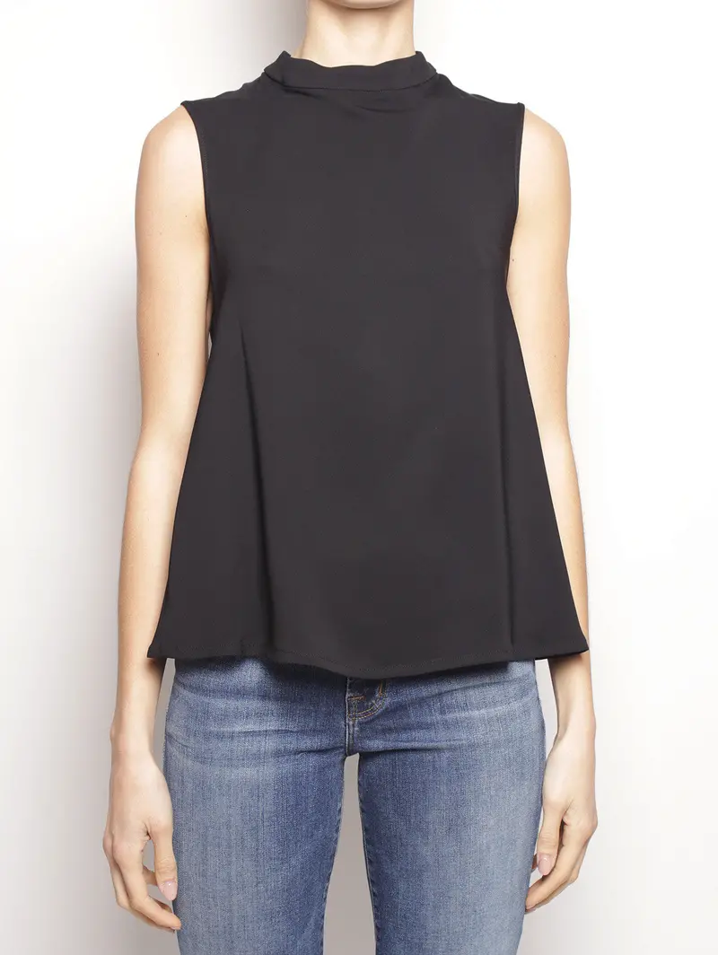 Black Backless Crop Top 1
