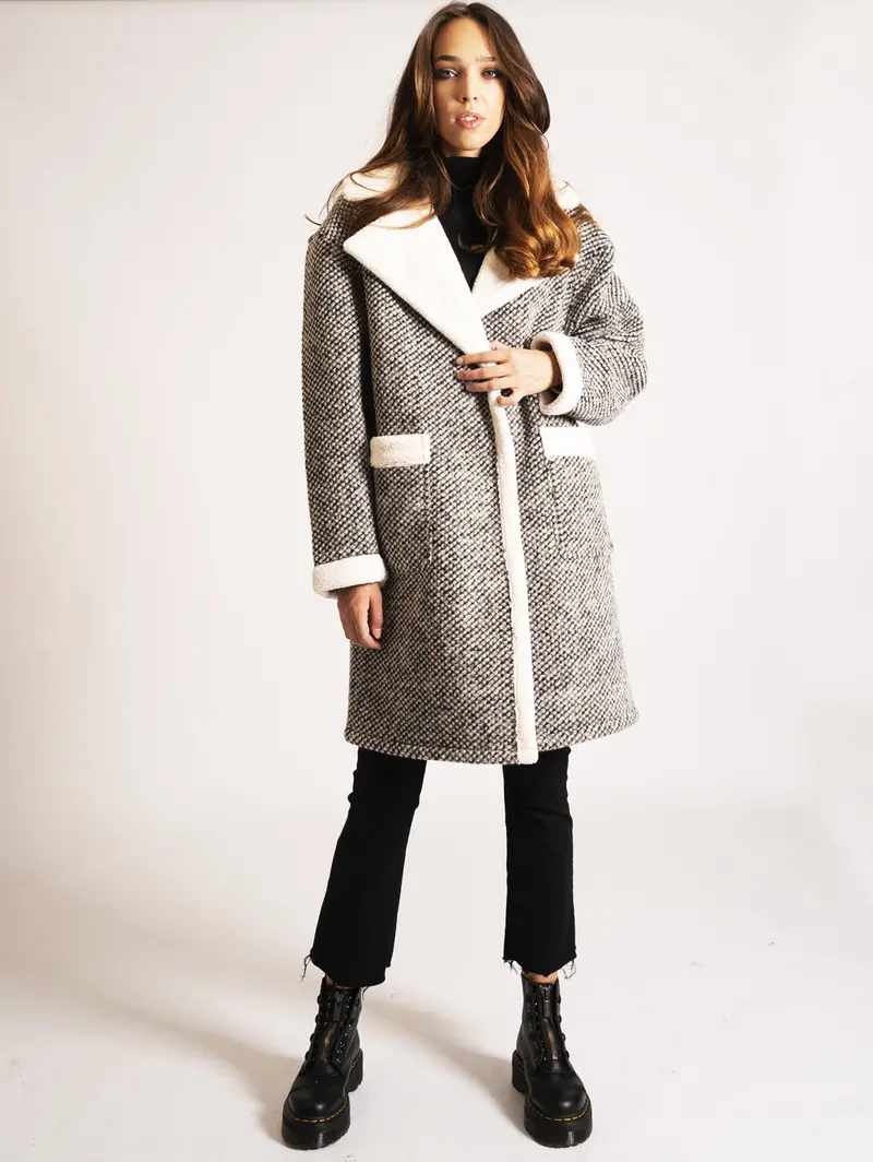 Black Coat With Faux Fur Accents 1