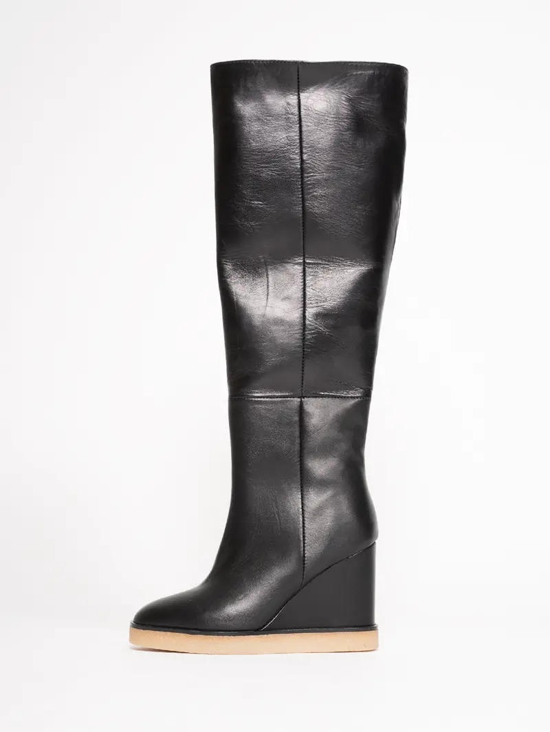 Black High Boots With Platform And Lug Sole 1