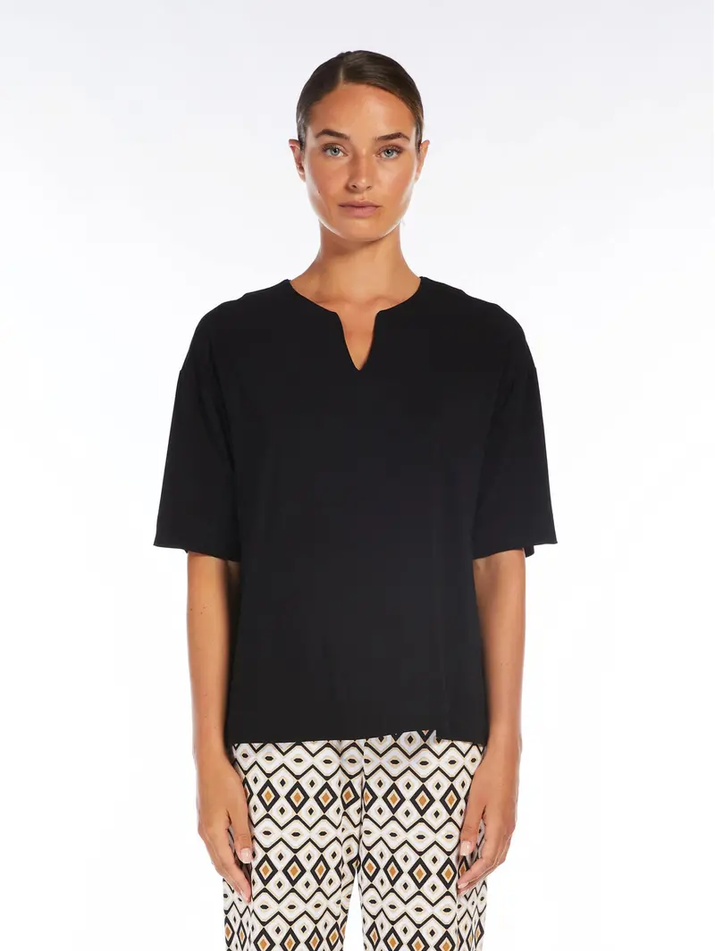 Black Viscose Jersey V-Neck T-Shirt – Rigel Fit 1