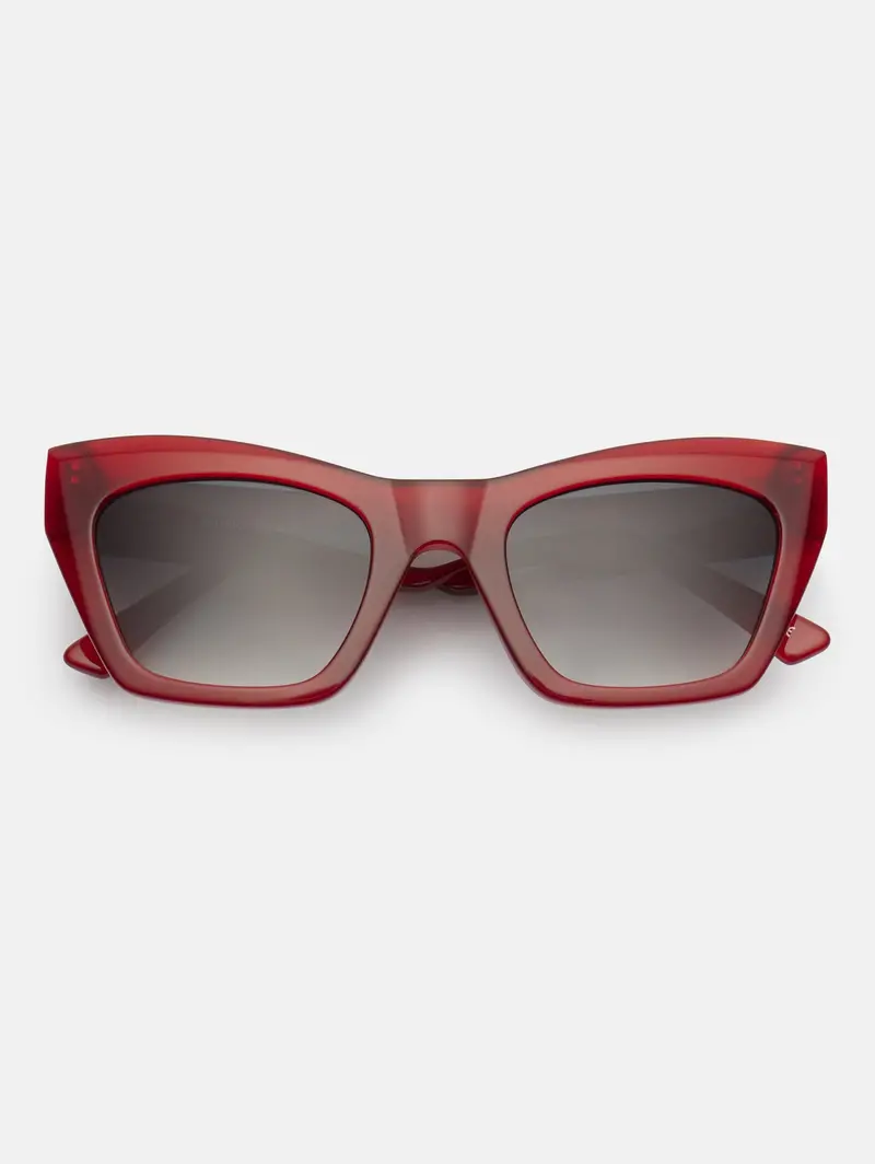 Bone-Tone Sunglasses With Red Detail – Maryle Series 1