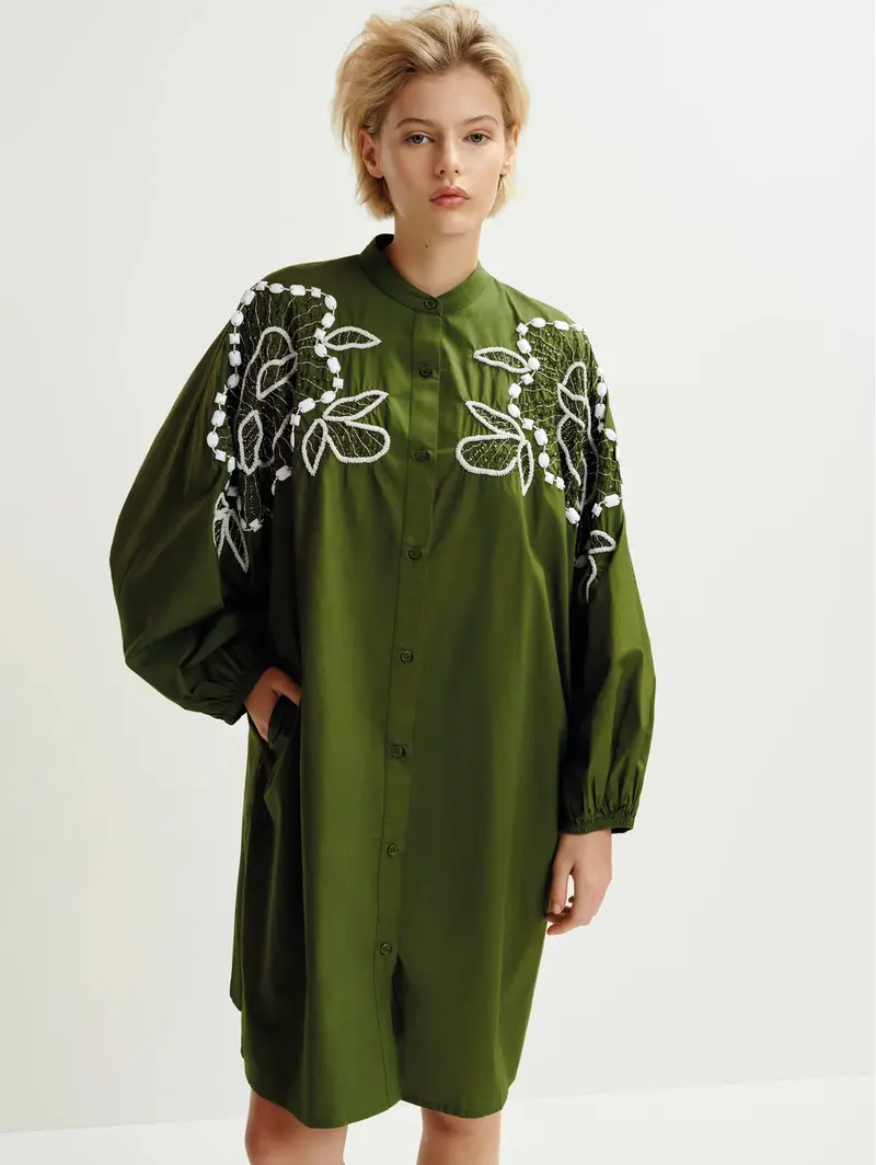 Emerald Puff-Sleeve Chemise Dress With Sequins 1
