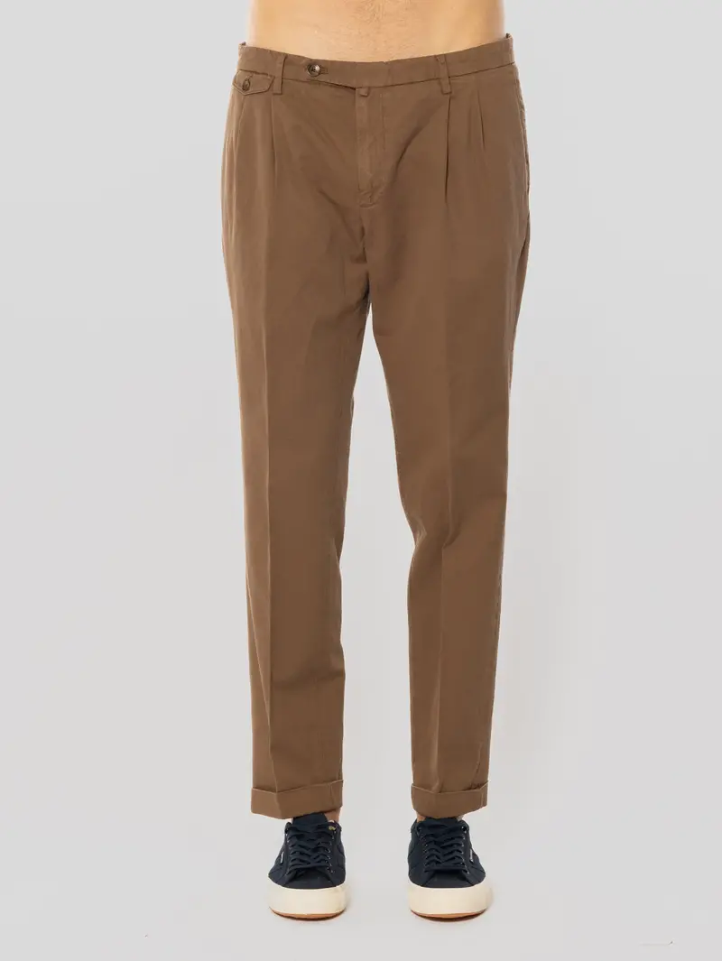 Gianduia Easy-Fit Trousers With Front Pleats 1