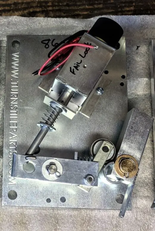 High-Profile Lock Plate Assembly – Ue Series (Model 86-127) 1