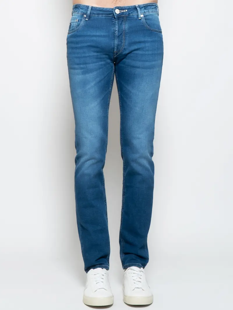 Light Denim Regular-Fit Stretch Jeans 1
