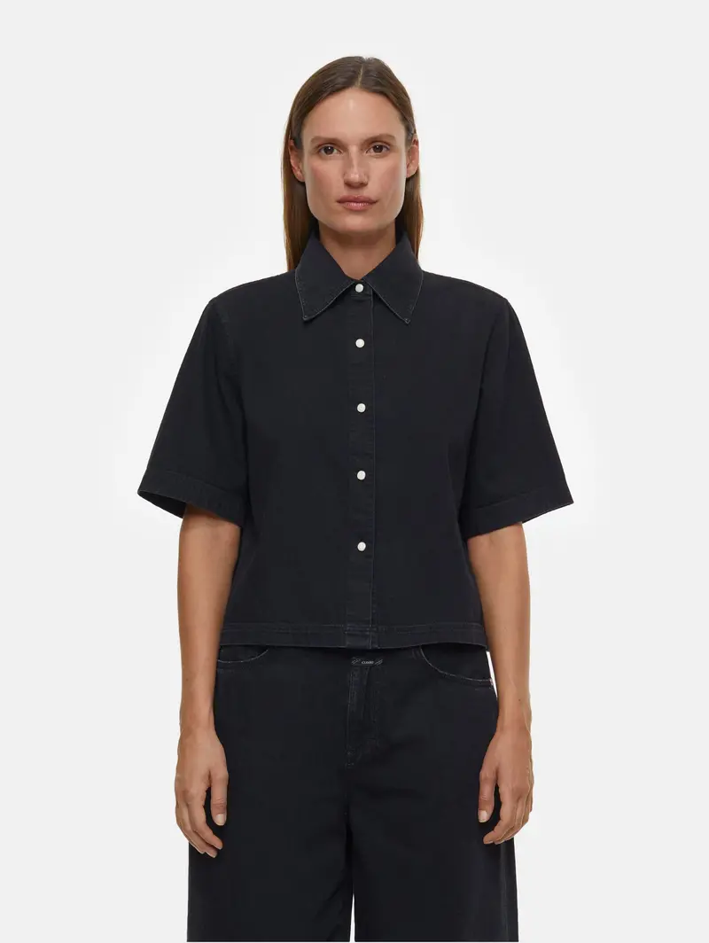 Lightweight Black Denim Shirt – Relaxed Fit 1