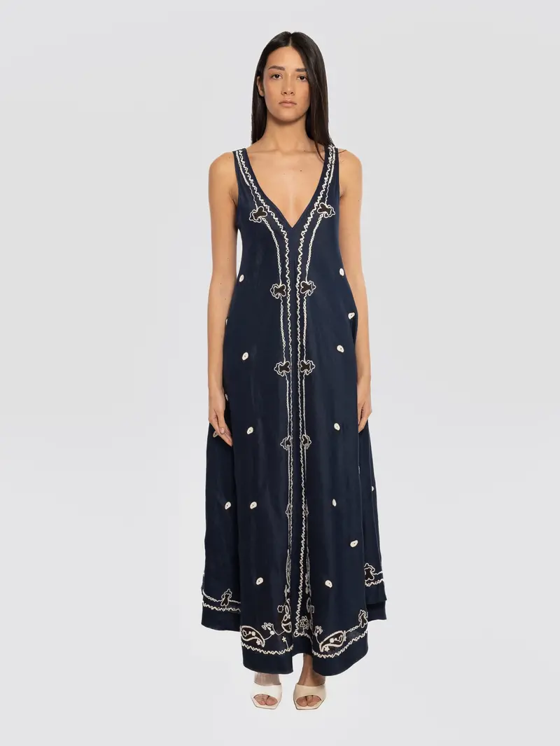 Long Linen Dress With Blue Embroidery 1