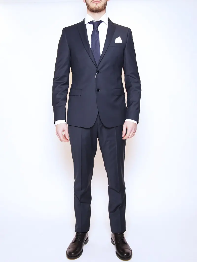 Single-Breasted Dark Blue Dress Suit 1