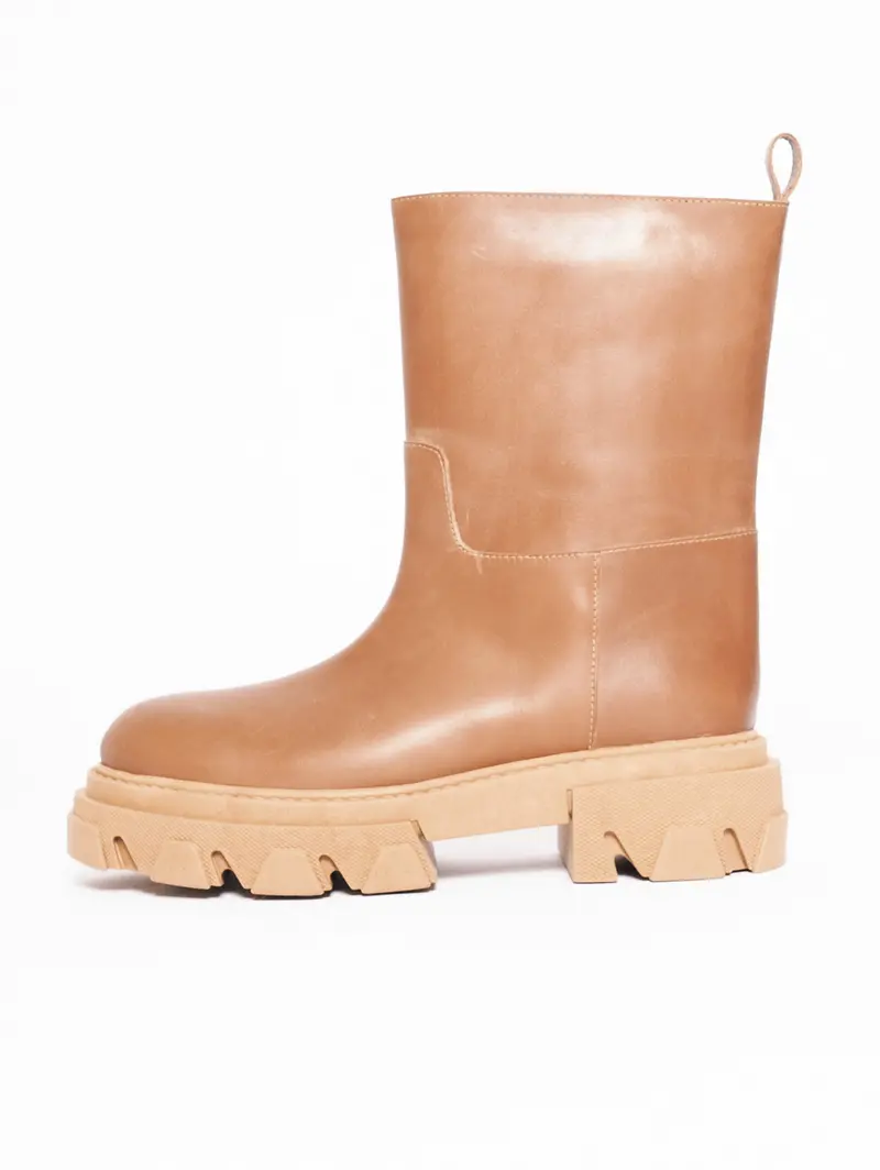 Taupe Combat Boot With Lug Sole 1
