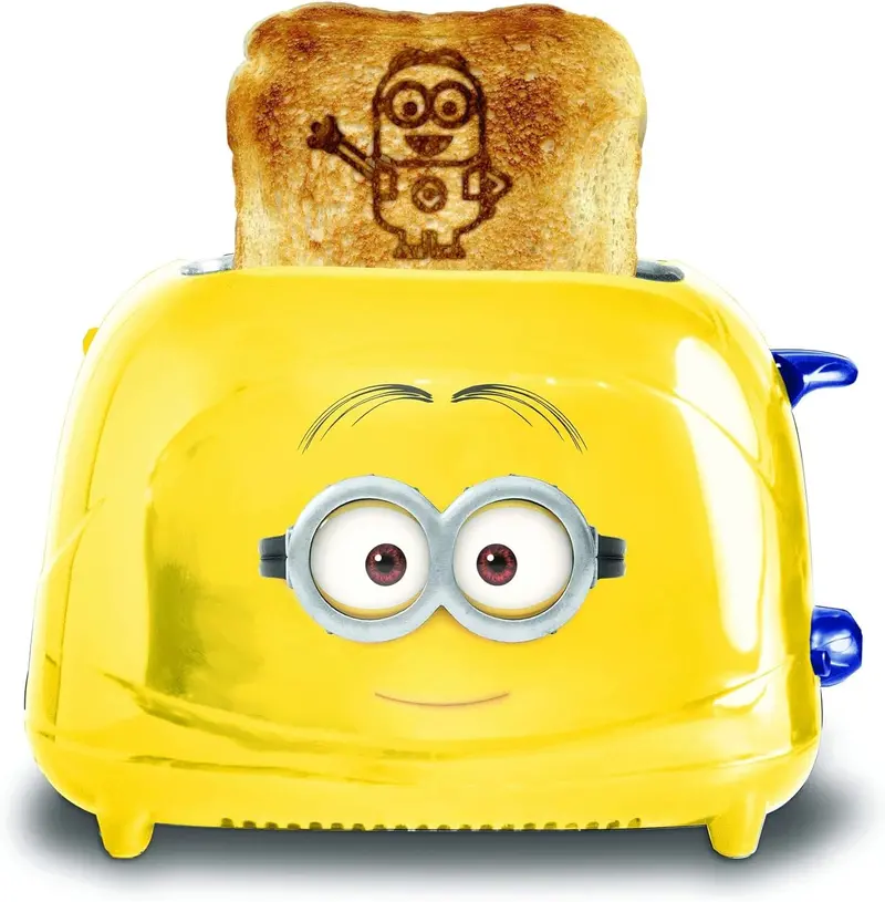 Uncanny Brands Minions Dave Yellow 2-Slice Toaster 1