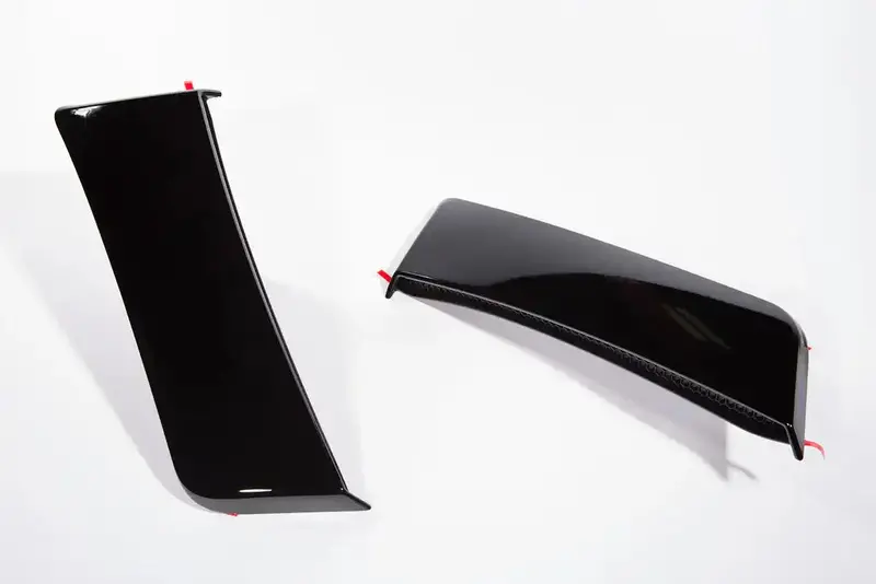Roush Performance Quarter Panel Side Scoops – Gloss Black Aero Enhancements For 2015–2018 Mustang 1