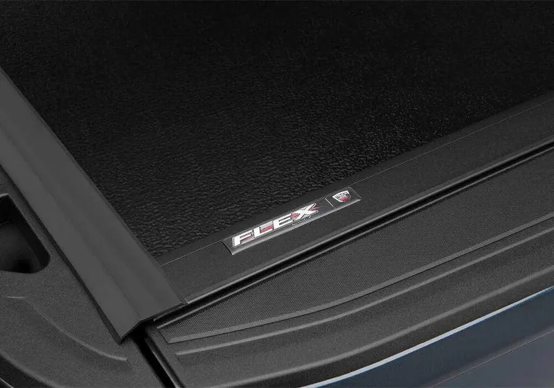 Undercover Fx11024 Flex Tonneau Cover – Fits 2020–2024 Silverado/Sierra 2500Hd/3500Hd With 6'10" Bed 1